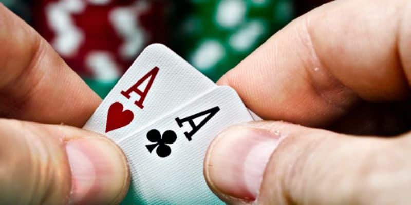 Luật chơi poker online chi tiết nhất