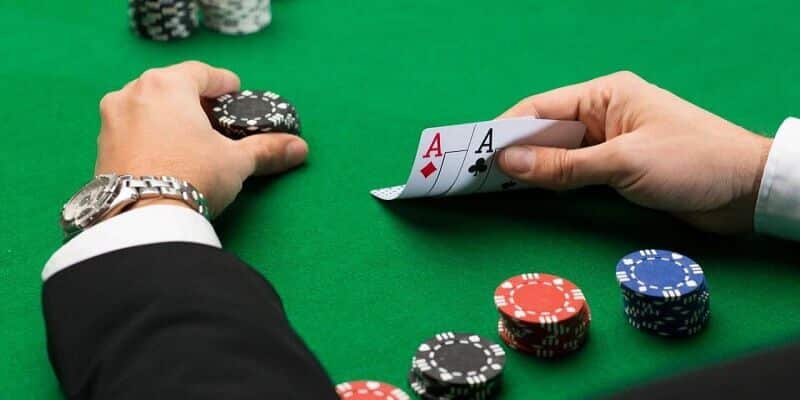 Bí kíp chơi poker online cho người mới